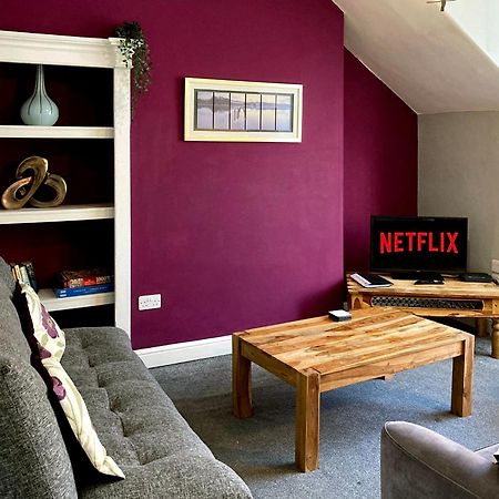 Cosy And Convenient Sunderland Apartment Buitenkant foto